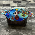 Mouse mosaic medium pong pong pouch